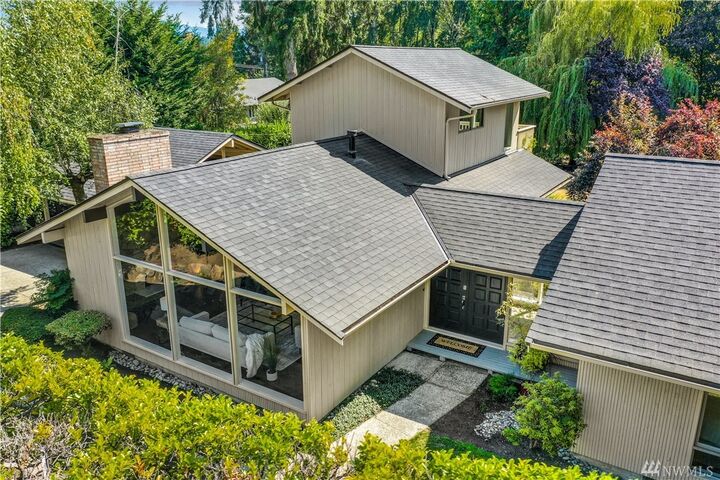 16907 SE 34th St  Bellevue WA 98008 photo