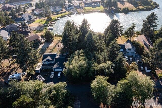 Property Photo:  285 Glacier Ct SE  WA 98569 