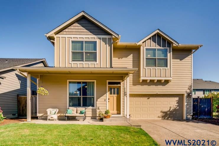 Property Photo: 1189 Harbour Ln NE OR 97303