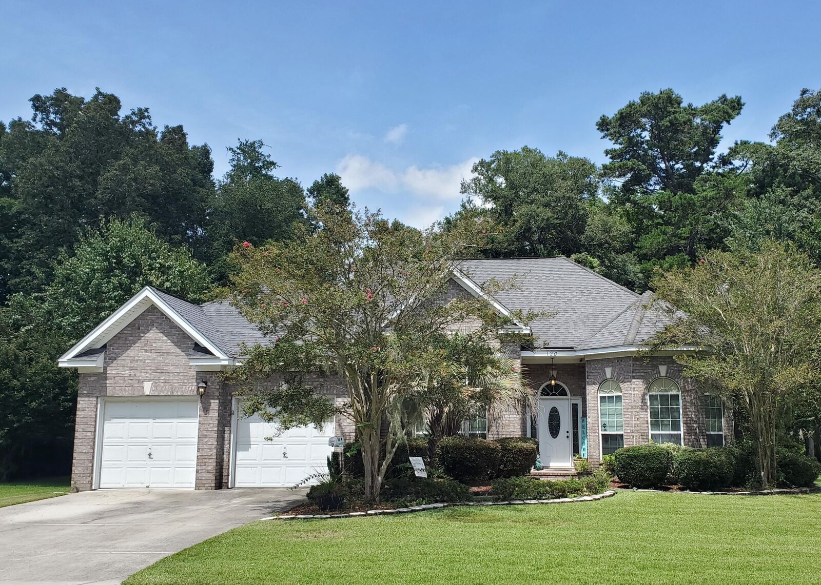 Property Photo: 120 Summer Ridge Drive SC 29485