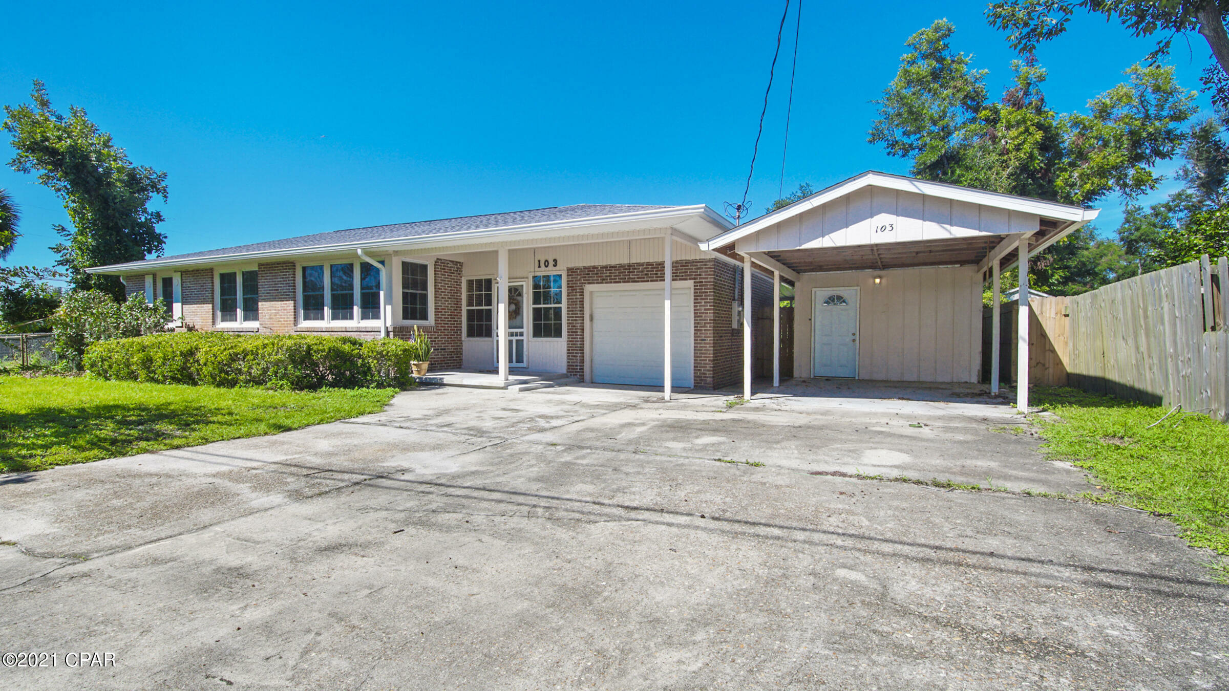 Property Photo: 103 N Cove Avenue FL 32401