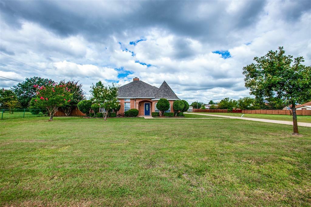 Property Photo:  2925 Hickox Road  TX 75089 