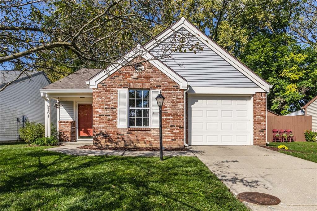 9761 Roxbury Drive  Fishers IN 46038 photo