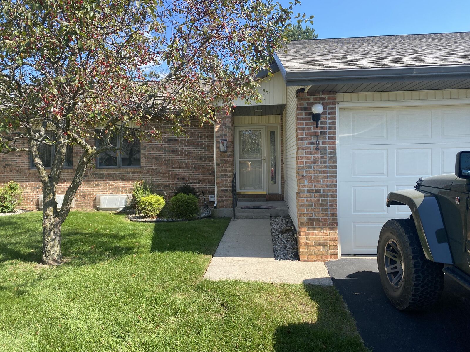 Property Photo:  106 Heritage Place  MI 49677 