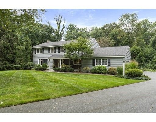 Property Photo: 16 Karlton Circle MA 01810