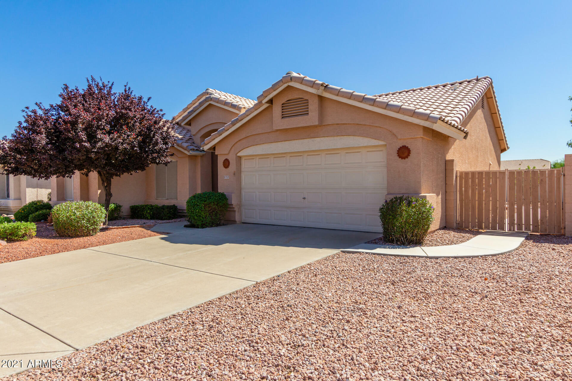 Property Photo: 8753 W Port Au Prince Lane AZ 85381