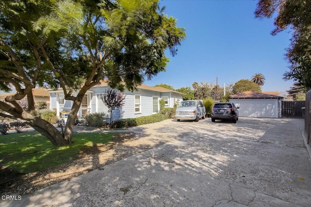 Property Photo:  239 Kellogg Street  CA 93001 