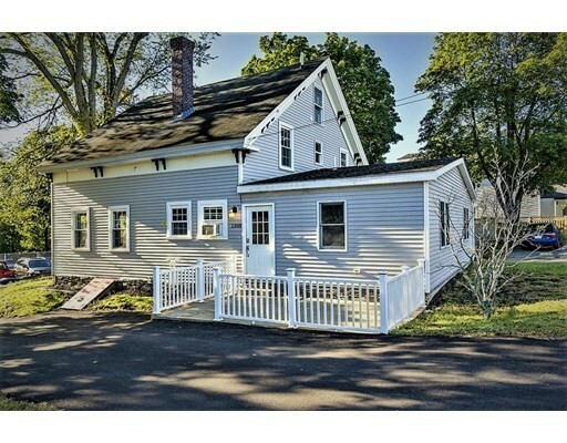 Property Photo:  136 Cottage St B  MA 01453 