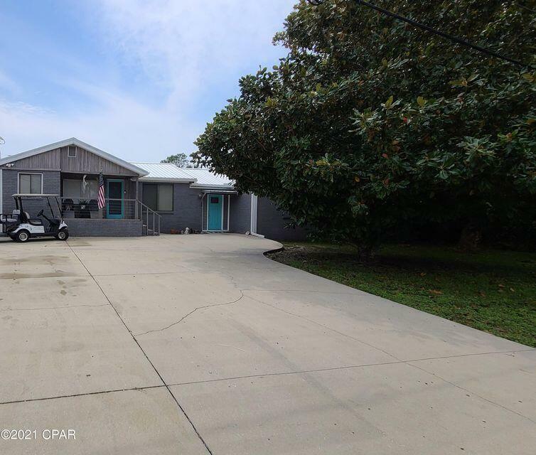 Property Photo:  22615 Hilltop Avenue  FL 32413 