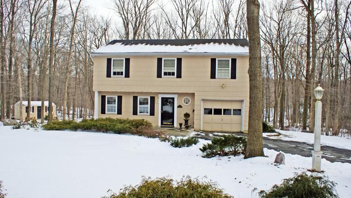 Property Photo:  1 Long View Road  NJ 07866 