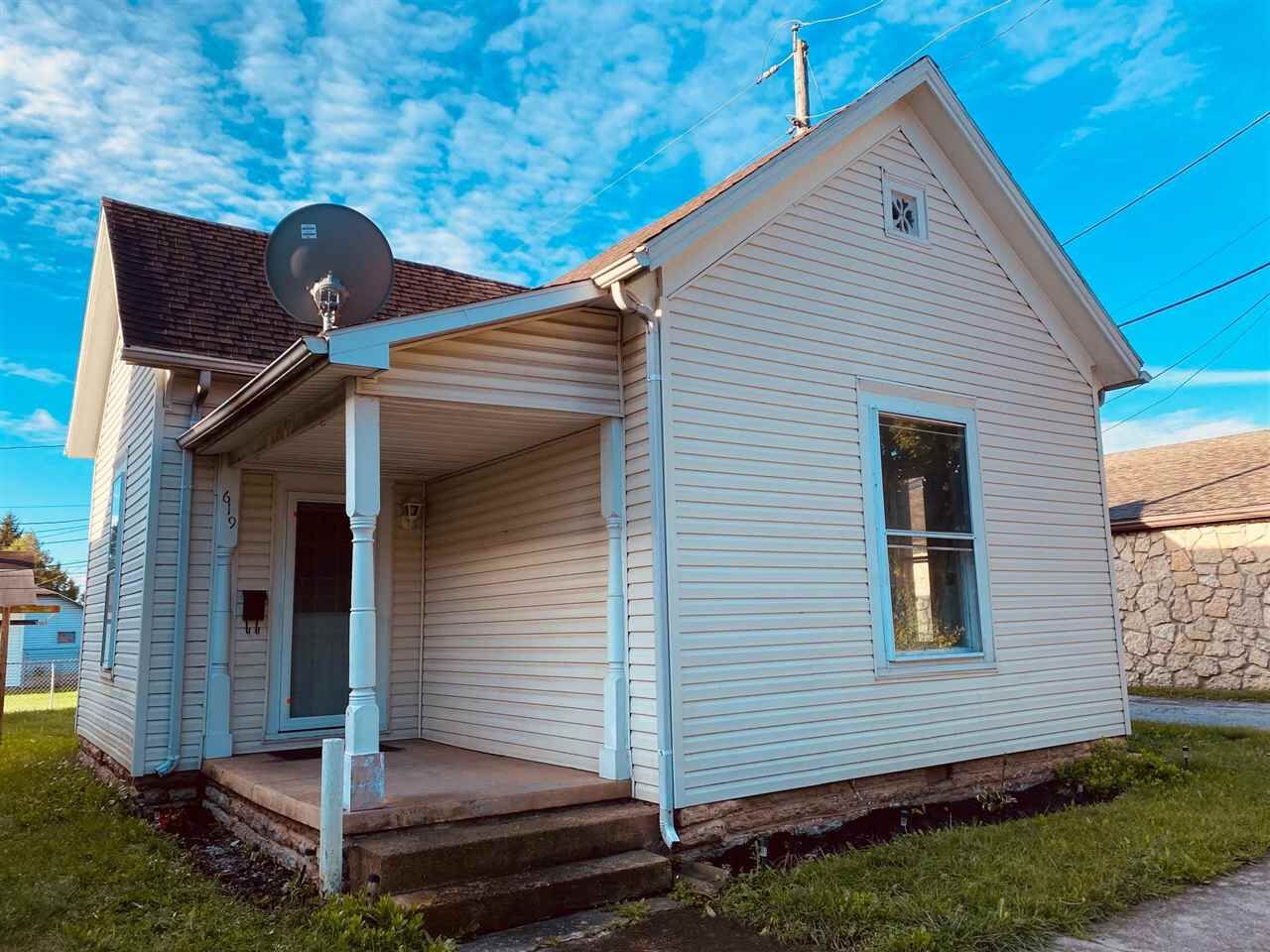 Property Photo:  619 W 18th Street  IN 47331 