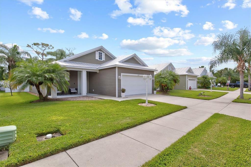 Property Photo:  4229 Callista Lane  FL 34243 