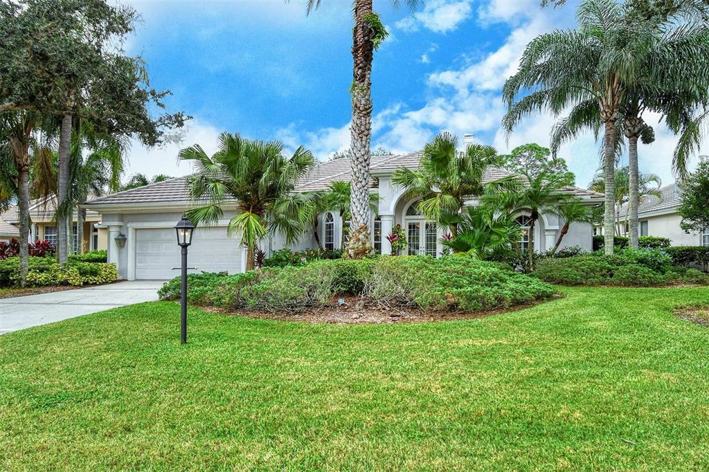 Property Photo:  7635 Heathfield Court  FL 34201 