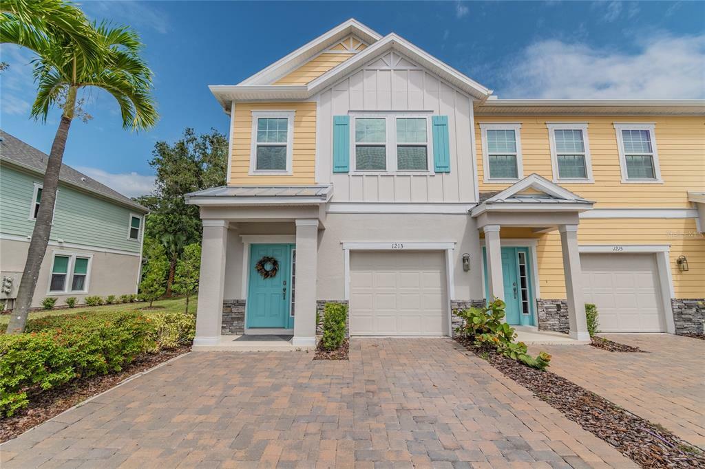 Property Photo: 1213 Sunset Lane FL 34698