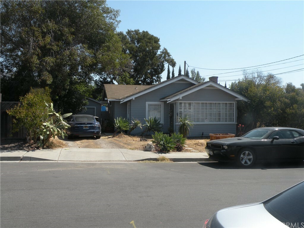 2082 Harris  San Luis Obispo CA 93401 photo