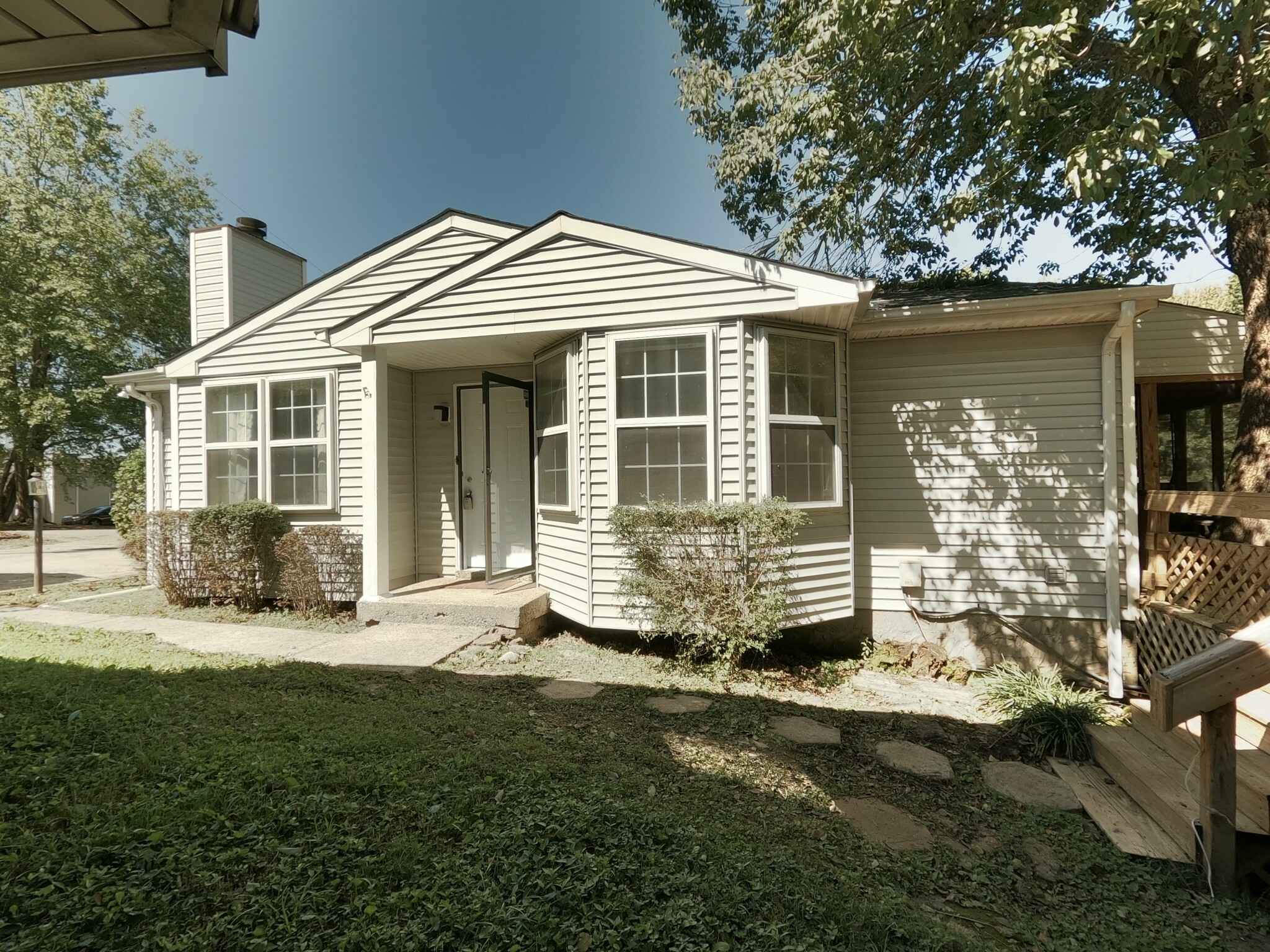 Property Photo:  1128 Cabana Dr  TN 37214 