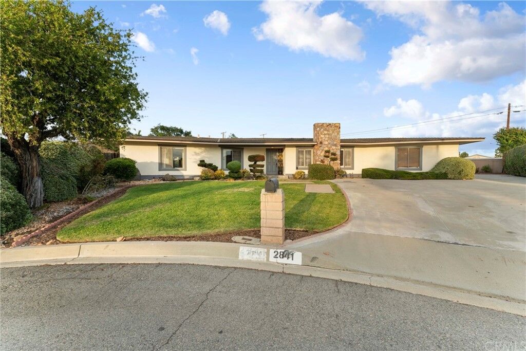 Property Photo:  2841 E Sunset Hill Drive  CA 91791 