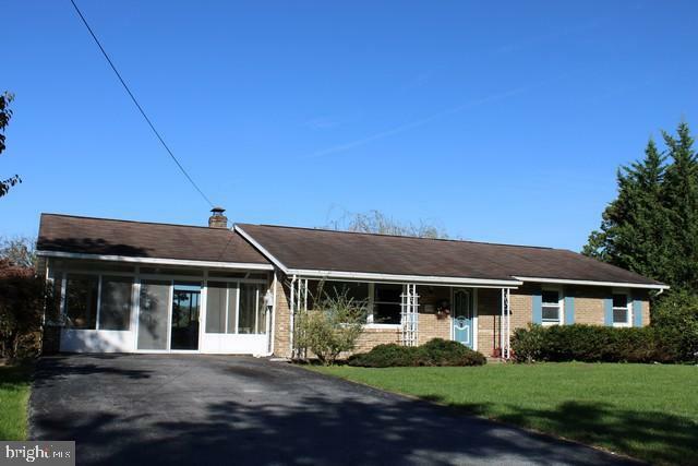 Property Photo:  307 Crestwood Drive  PA 17202 