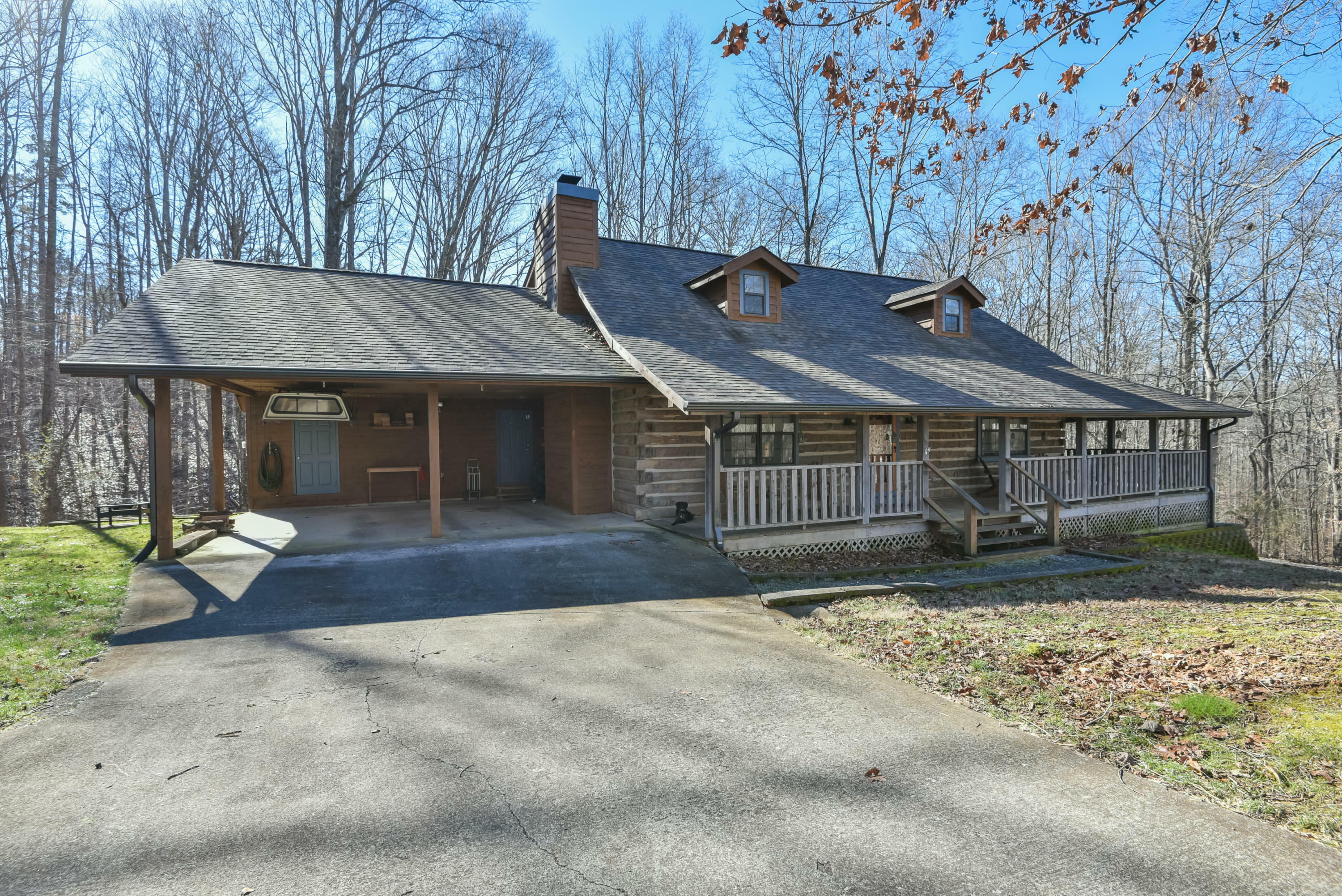 Property Photo:  2301 Laurel Lake Rd  TN 37932 