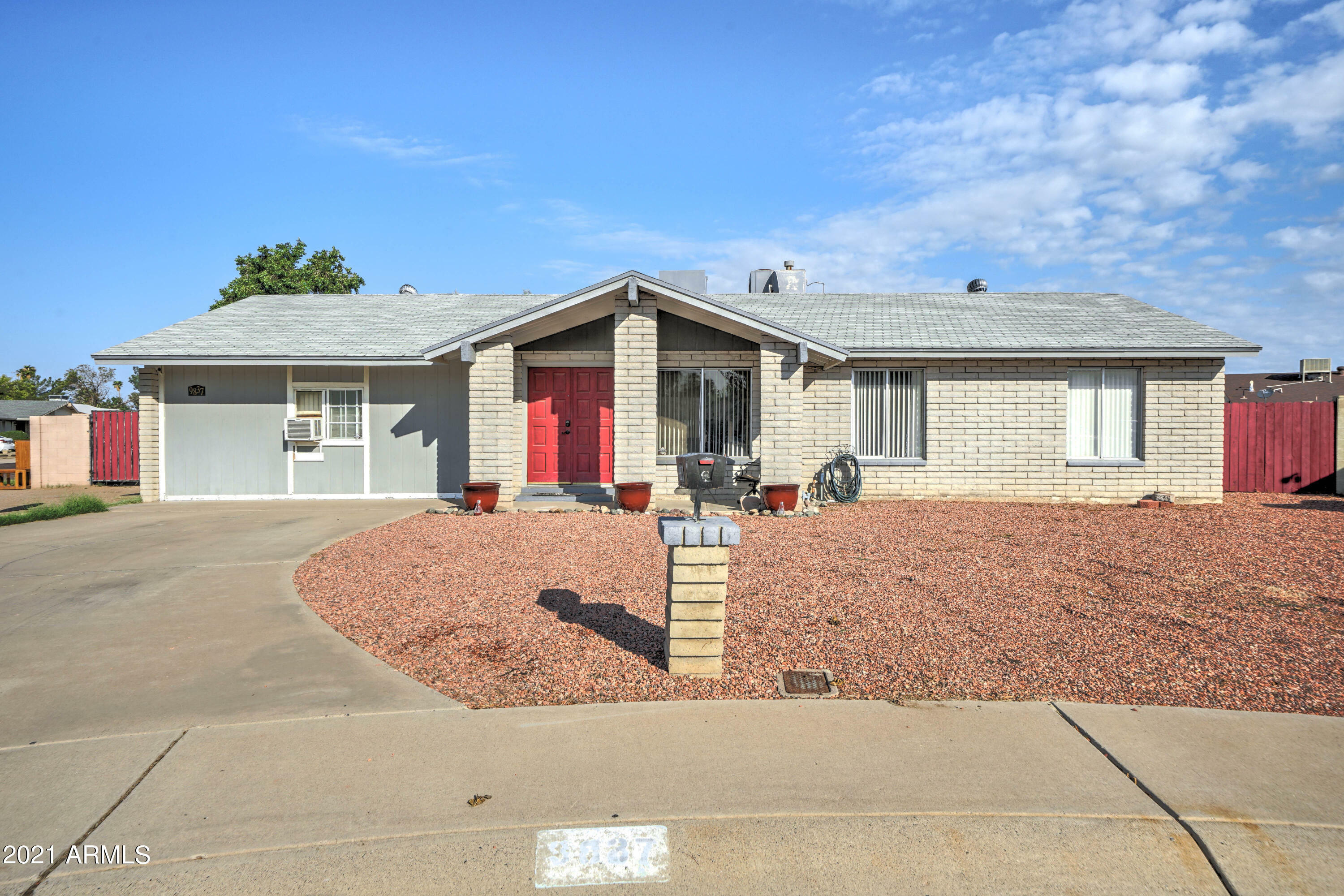 Property Photo:  9837 N 37th Drive  AZ 85051 