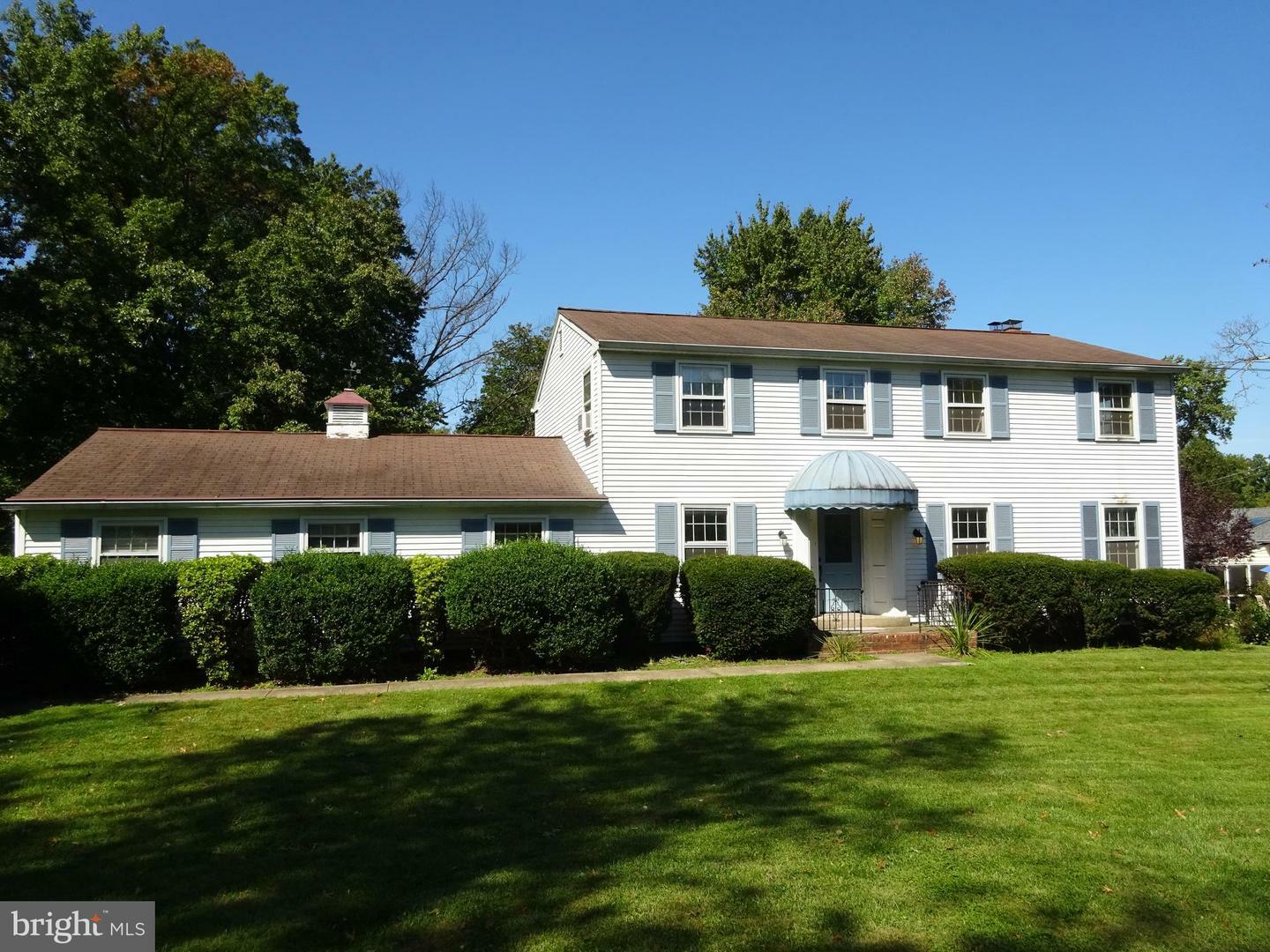 Property Photo:  122 Meadowood Drive  PA 19446 