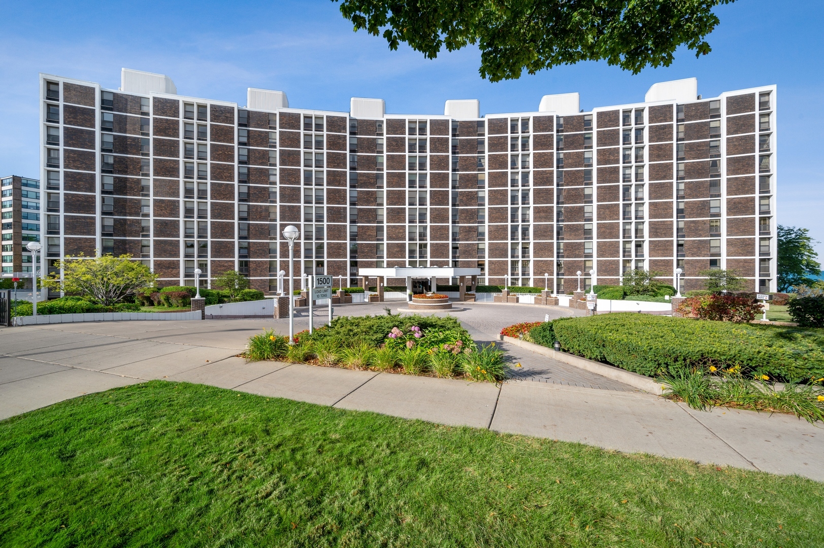 Property Photo:  1500 Sheridan Road 1D  IL 60091 