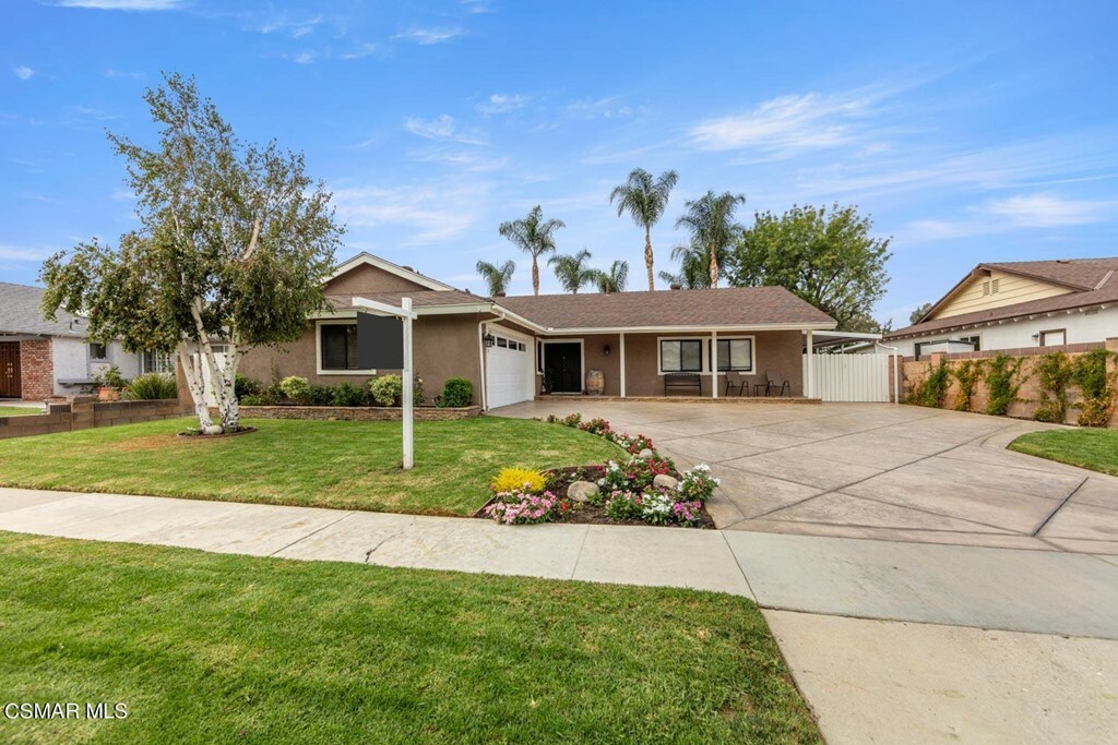 Property Photo:  1791 Geoffrey Avenue  CA 93063 