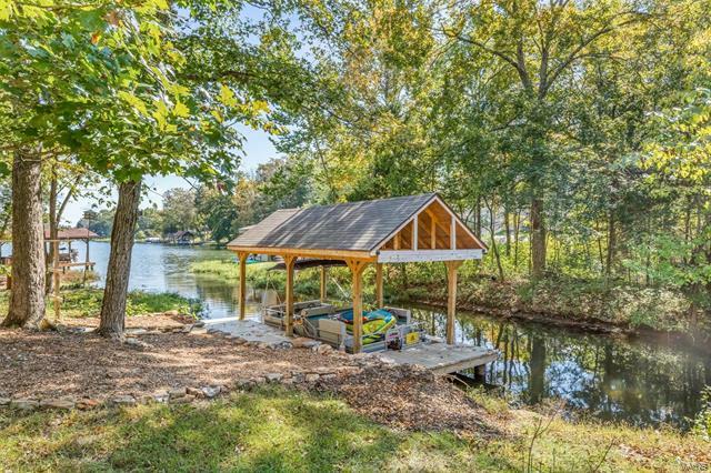 Property Photo: 1154 East Lafitte 1 63628