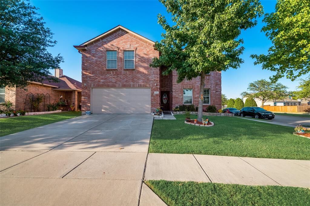 Property Photo:  501 Coolidge Lane  TX 75166 