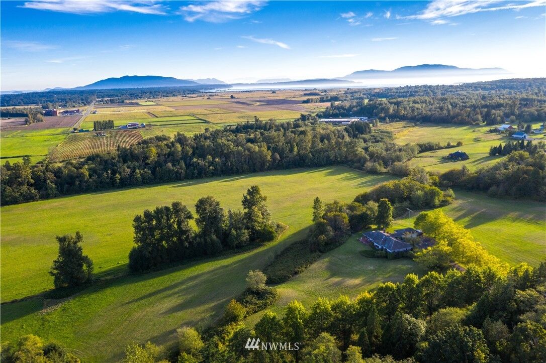 Property Photo: 2691 Douglas Road WA 98248