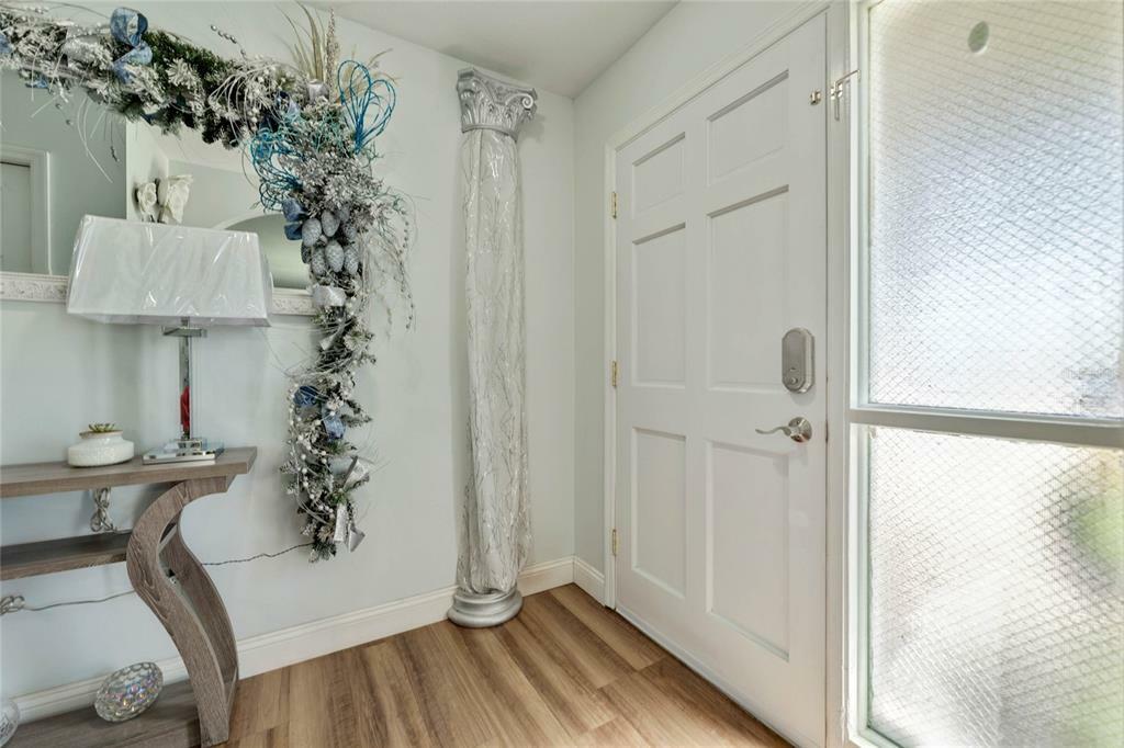 Property Photo: 1530 Wakefield Terrace FL 32796
