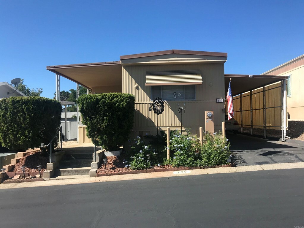 Property Photo:  525 W El Norte Parkway W 177  CA 92026 