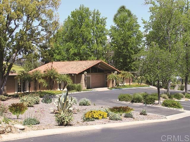 Property Photo:  525 W El Norte Parkway W 177  CA 92026 