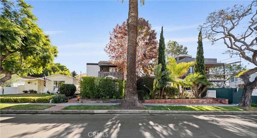 Property Photo: 504 Orchid Avenue CA 92625