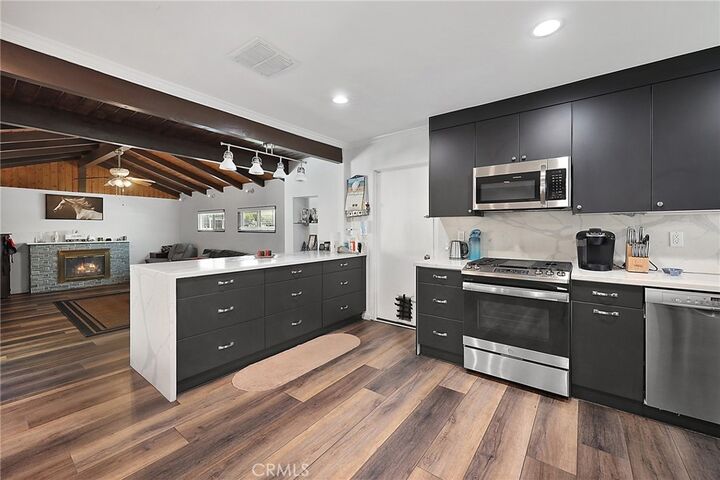 Property Photo:  1412 Ponderosa Avenue  CA 92835