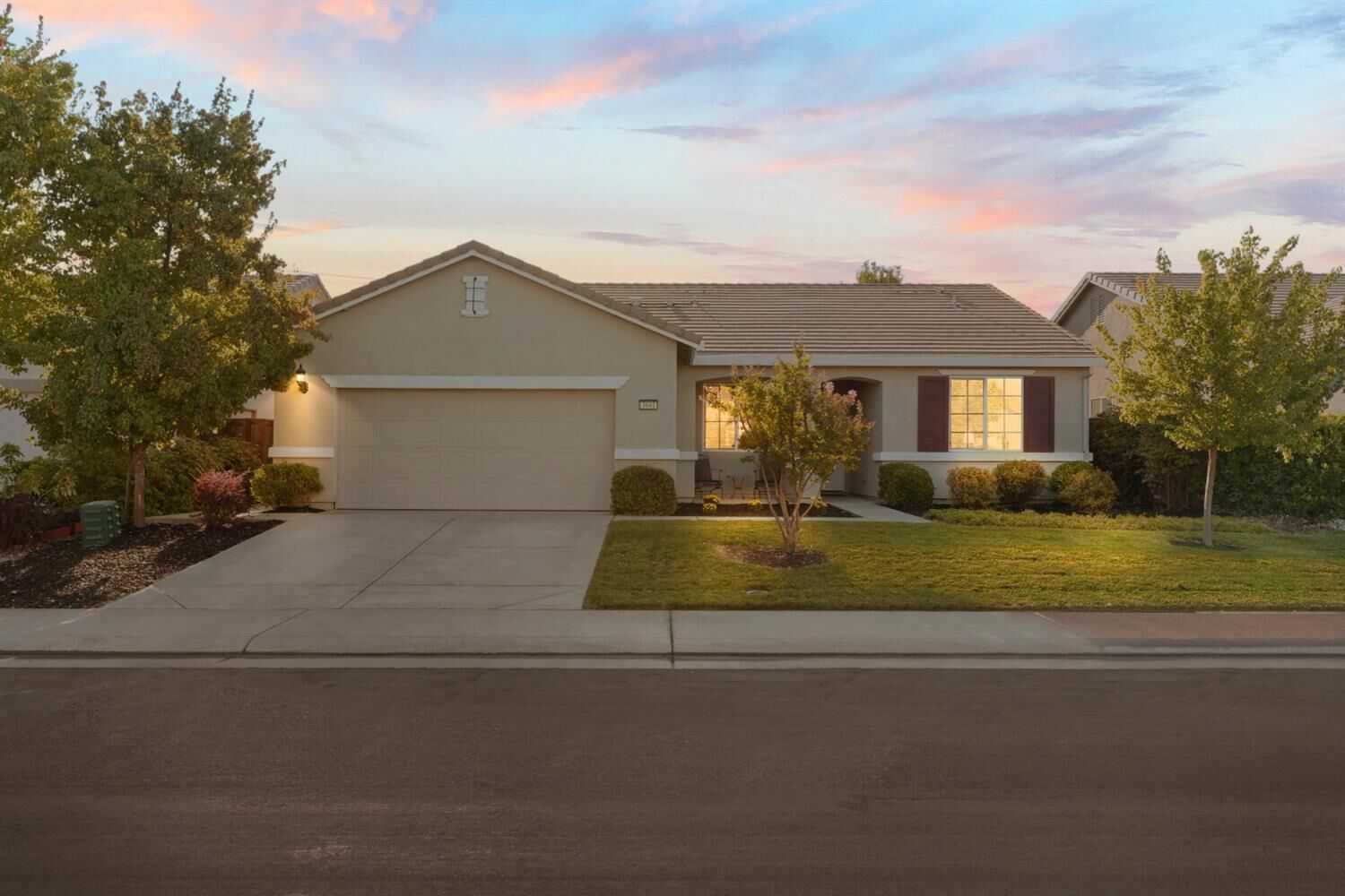 Property Photo: 3041 Morley Lane CA 95747