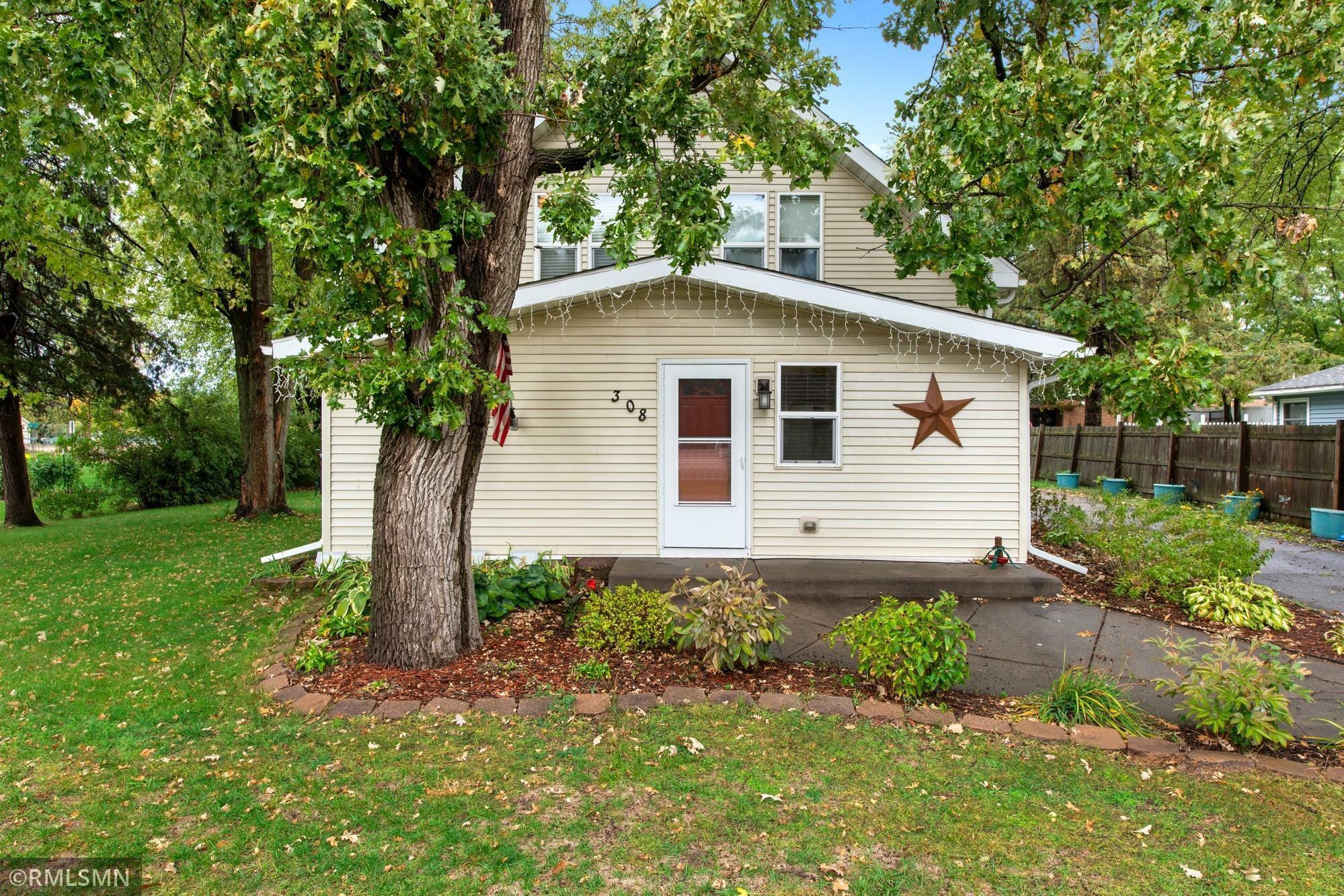 Property Photo:  308 N 1st Street  MN 56373 