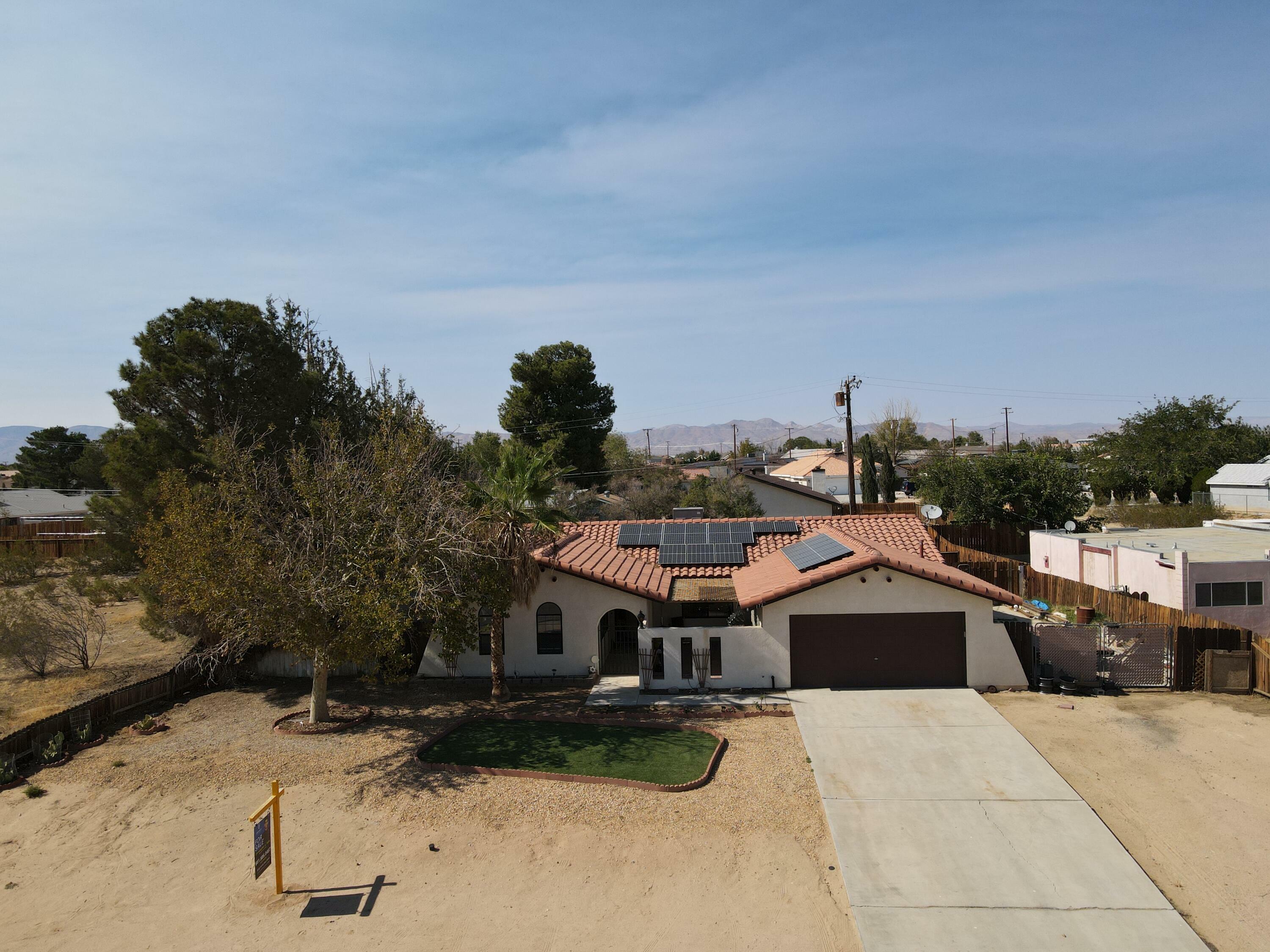 Property Photo:  21725 Bancroft Drive  CA 93505 