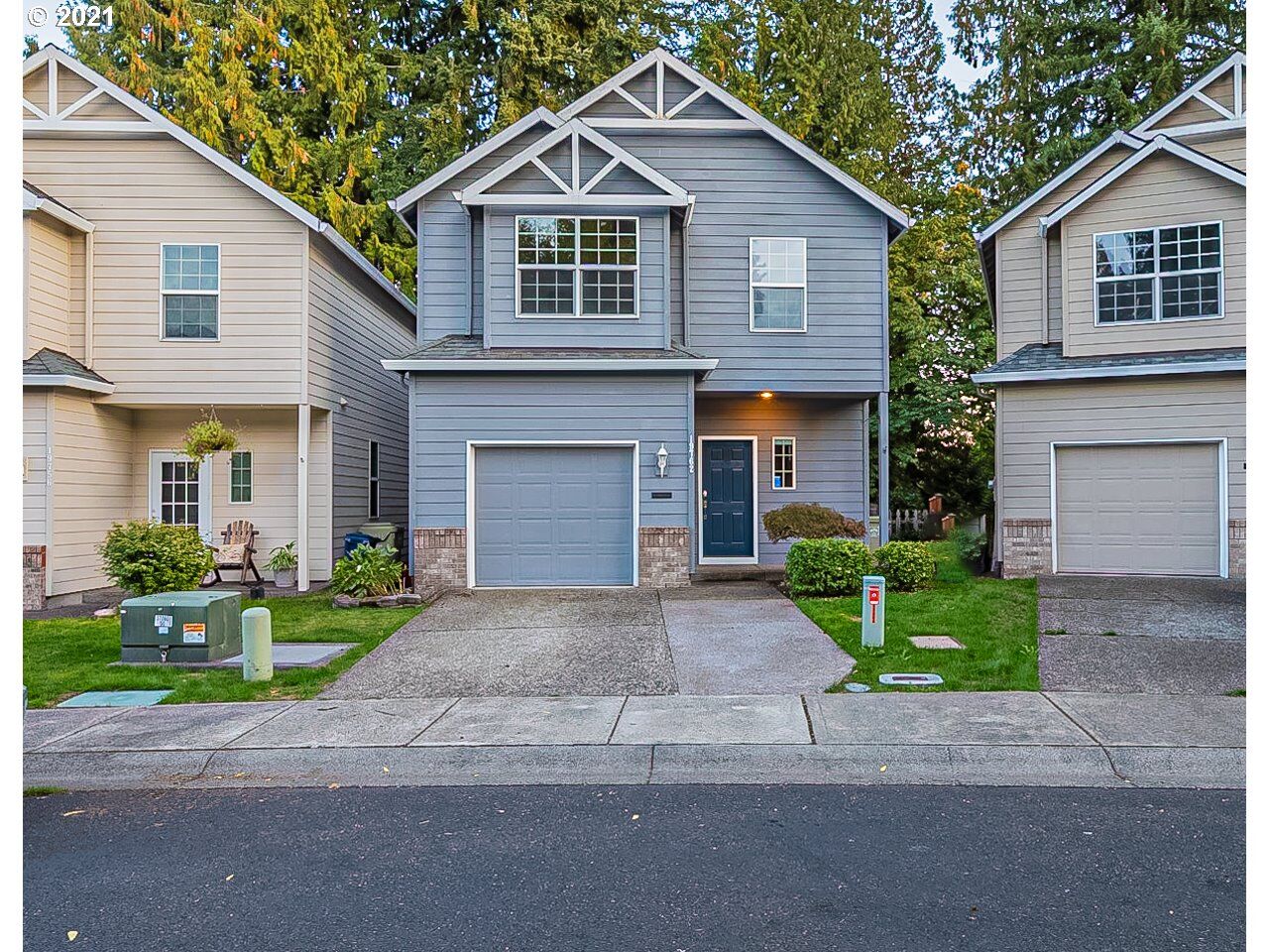 Property Photo: 19762 SW Ashcroft Ln OR 97003