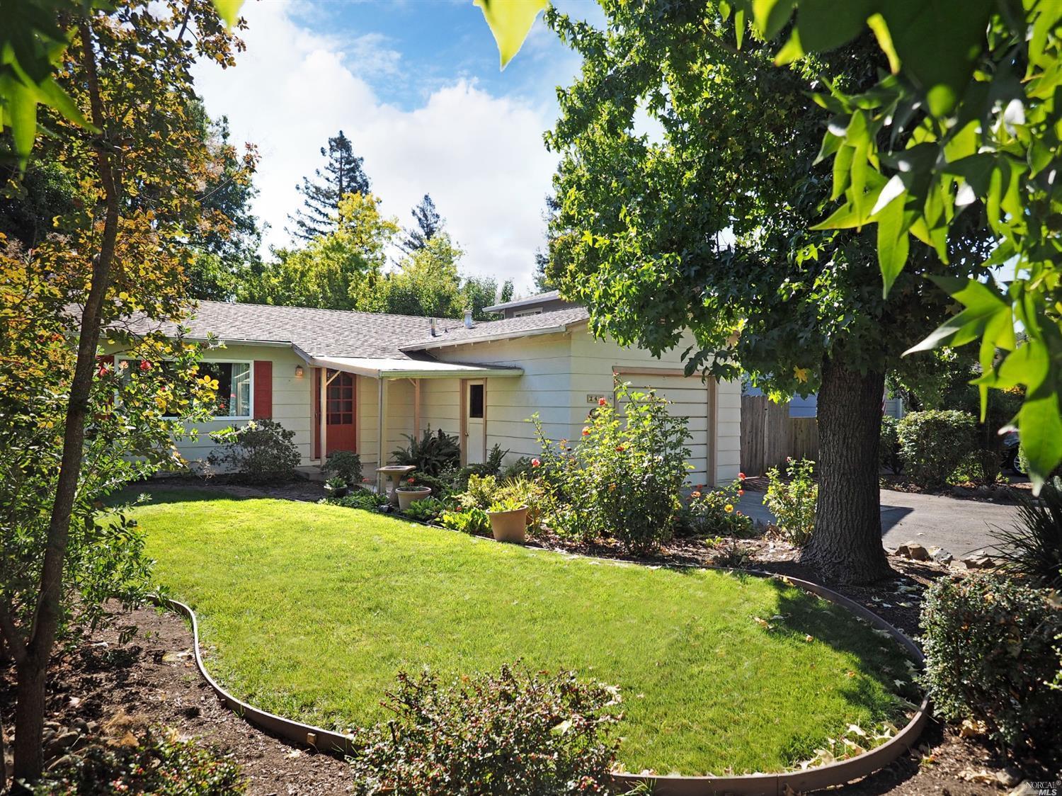 Property Photo: 262 Maple Avenue CA 95452