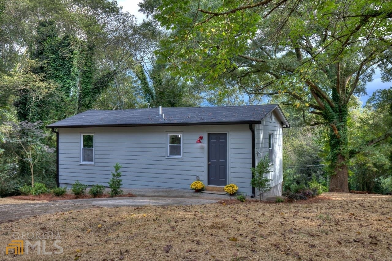 Property Photo:  505 East 13th Street  GA 30161 