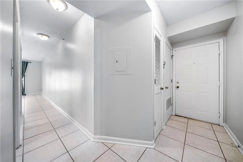 Property Photo:  1280 W Peachtree Street NW 2414  GA 30309 
