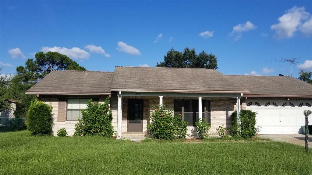 Property Photo:  1099 W Embassy Drive  FL 32725 