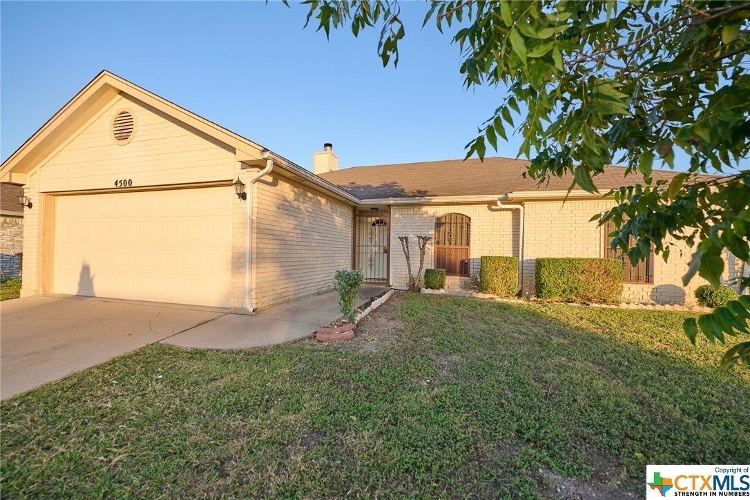 Property Photo:  4500 Maggie Drive  TX 76549 