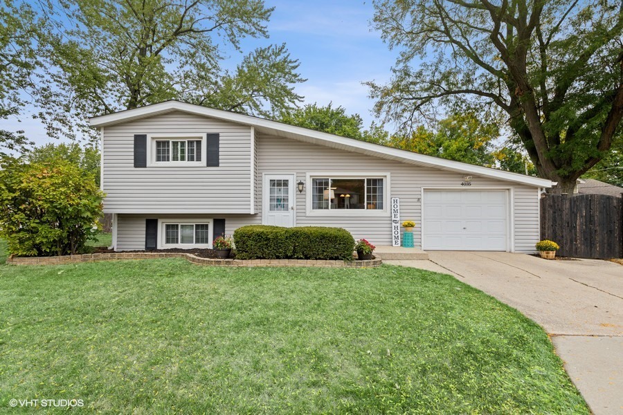 Property Photo:  4035 N Lincoln Street  IL 60559 