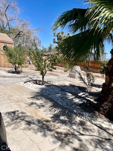 Property Photo:  10379 Hemlock Avenue  CA 92345 
