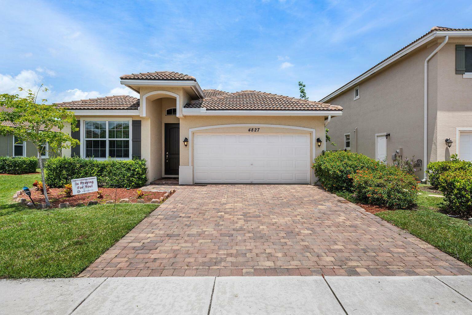 4827 Foxtail Palm Court  Greenacres FL 33463 photo