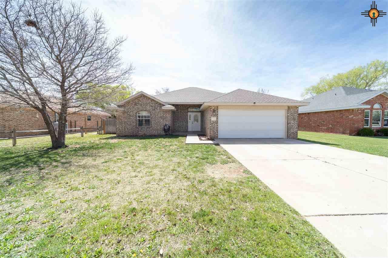 Property Photo: 3825 Lew Wallace NM 88101