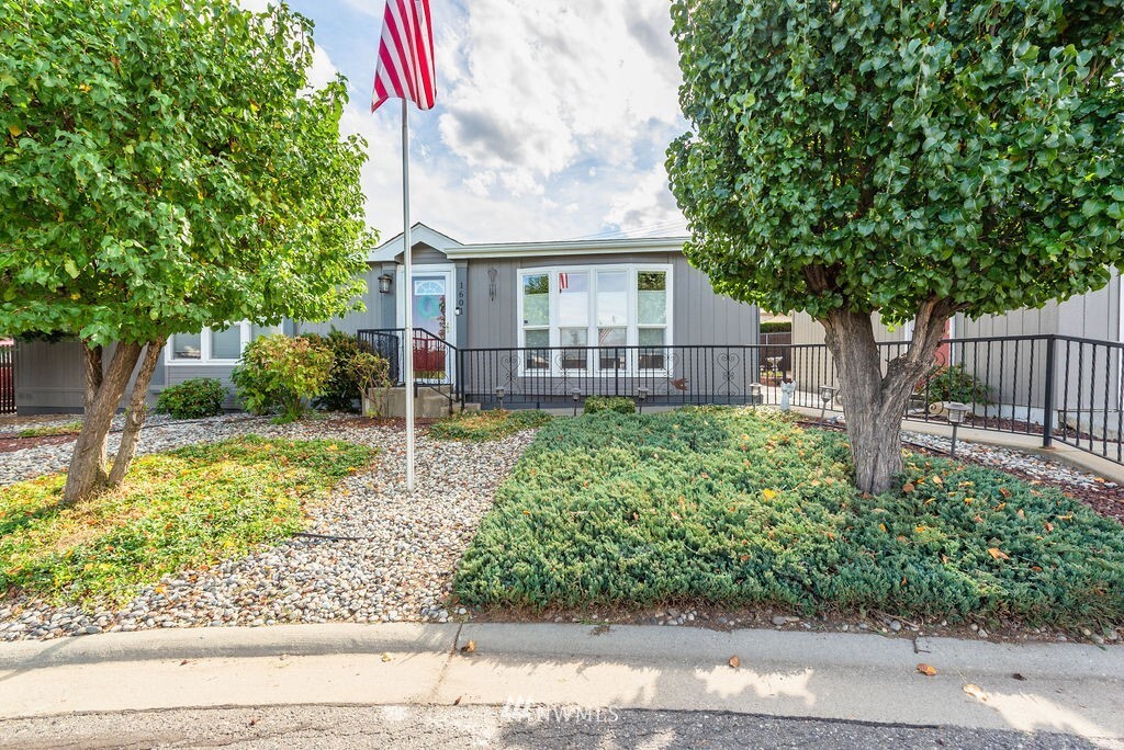 Property Photo: 1601 Fairview Avenue 53 WA 98801