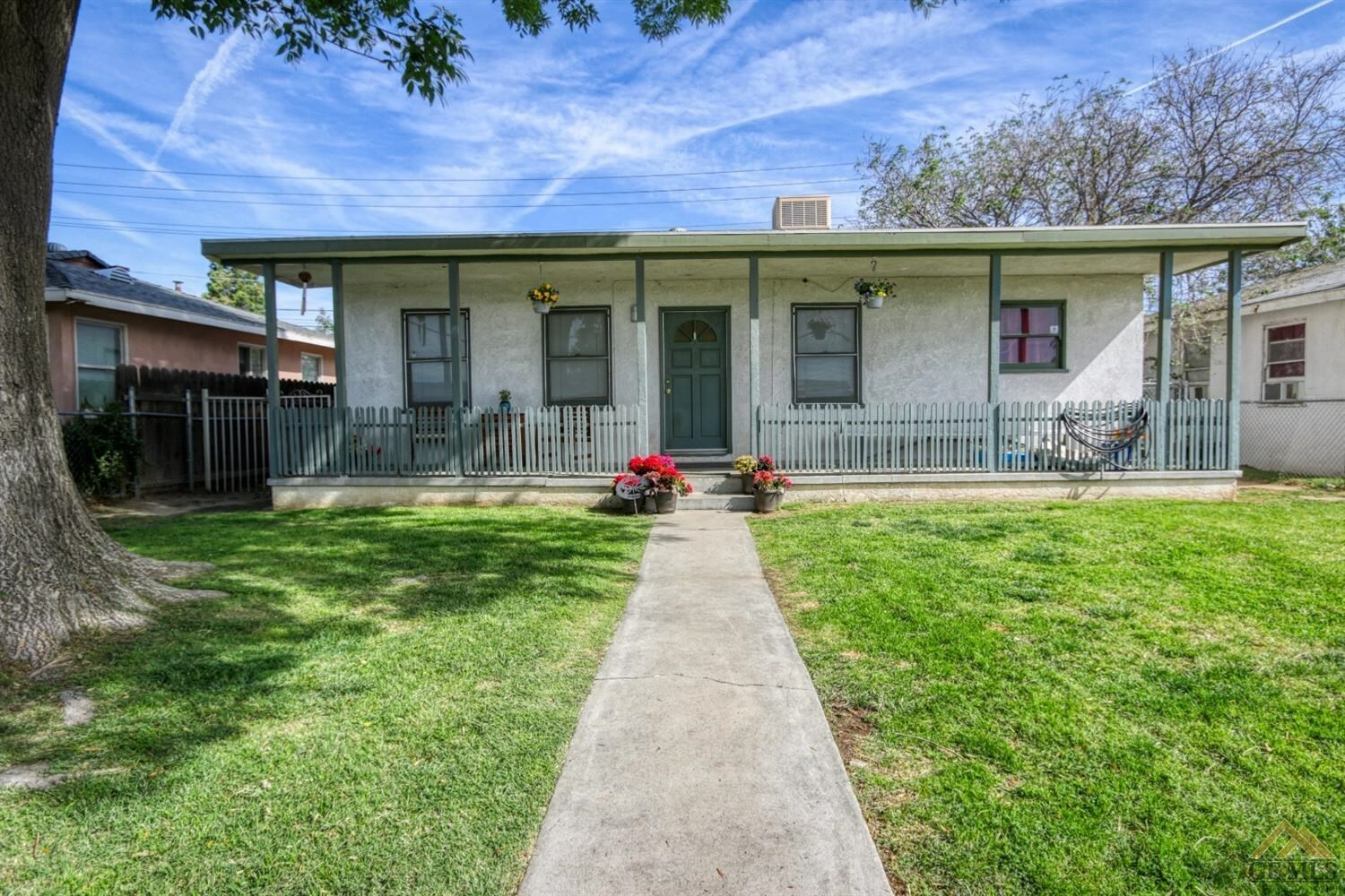 Property Photo:  2824 16th Street  CA 93301 